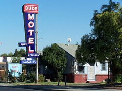 20070926 Dude Motel