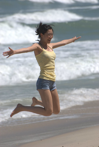Korean Girl Jumps.... by bovinemagnet.