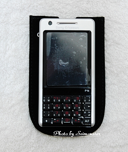 Sony Ericsson P1i 01