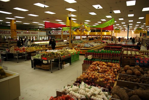 Marché Hawaï - To the left
