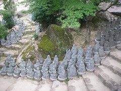 Miyajima: Daishoin Temple Buddha Statues