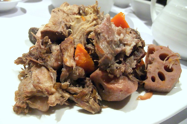 Pork Bone and Vegetables from Daily Soup