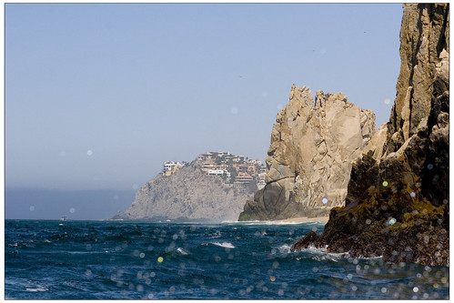 Riu Palace Cabo Sea of Cortez rocks3