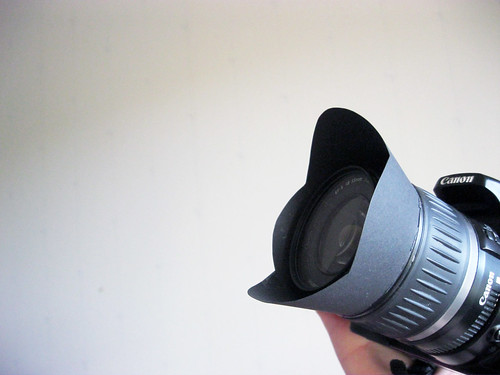 Paper lens hood