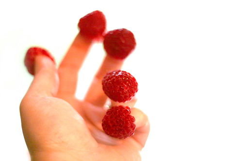 so i put raspberries on my fingers