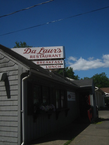 Da Laur's Restaurant