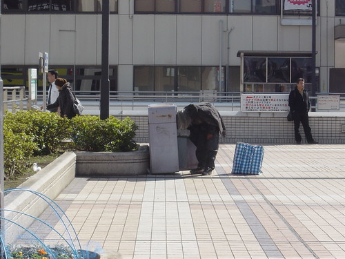 Homeless en Japon 1068348027_5dc9d15508