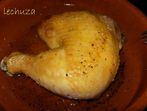 Pollo con garbanzos-dorar pollo