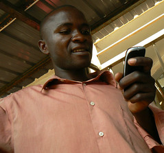 kiwanja_uganda_texting_1 by kiwanja
