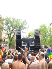 bains-douche@gay pride