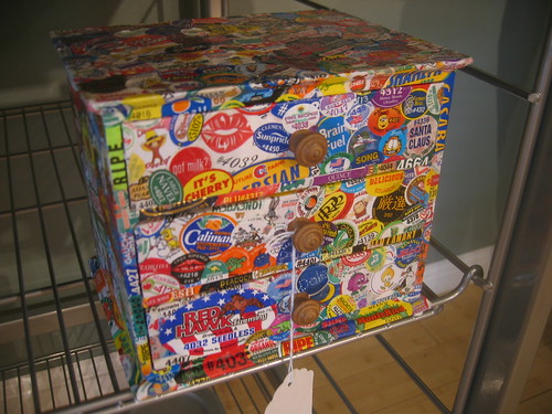 Fruit sticker box