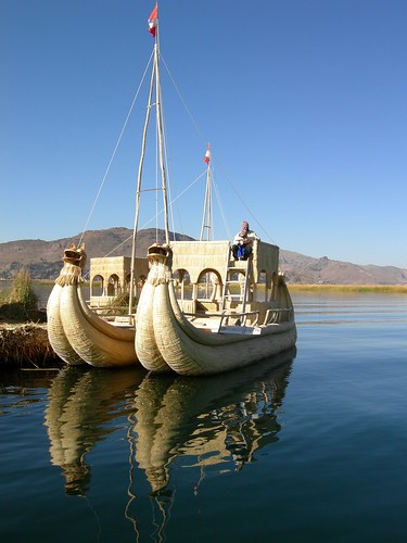Titicaca boat por dachalan.
