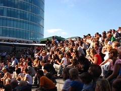 the crowd at the scoop