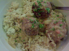 Bola in Green Cury and rice