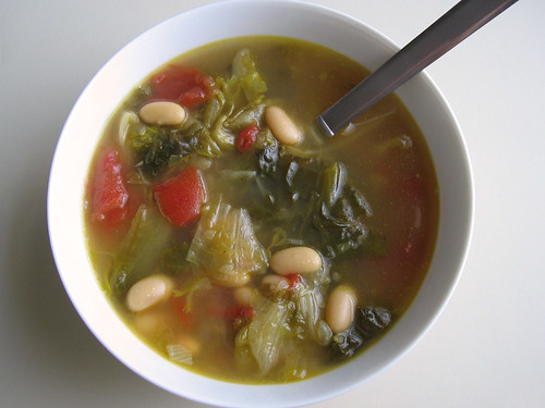 What is Italian escarole soup?