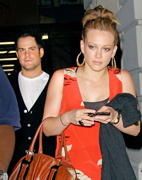 hilary-duff-mike-comrie-ny-03