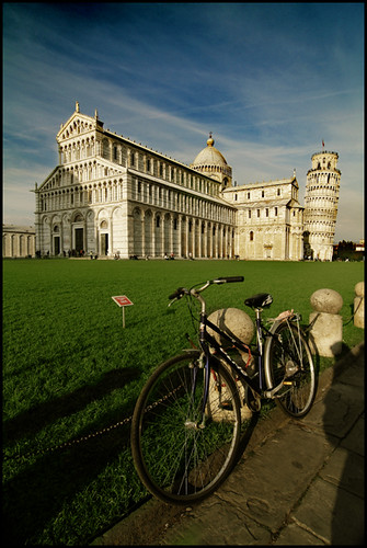 Pisa by bike ©  izarbeltza