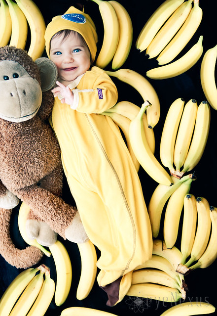happy banana.
