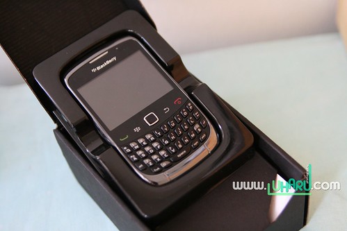 BlackBerry Curve 9300 002