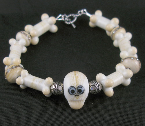Boo - artisan lampwork beads bracelet