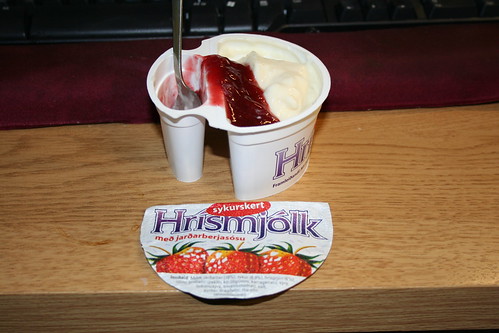2007-05-30 - CCP snacks - Strawberry rice pudding, mixed - 234