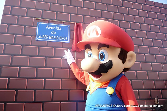 Avenida Super Mario Bros en Zaragoza, España