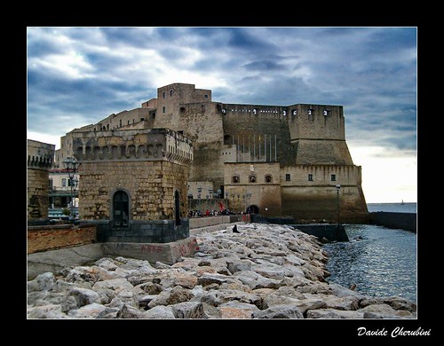 Napoli - Castel dell'Ovo by Davide Cherubini.