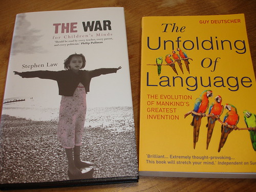 The War for Children's Mind y The Unfolding of Language