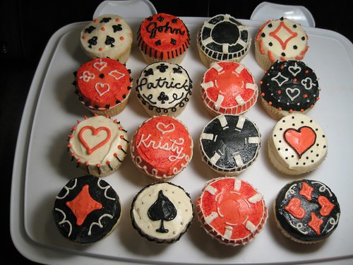 poker cupcakes