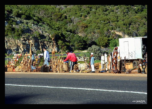 Common to see roadside art/craft vendors in Capetown