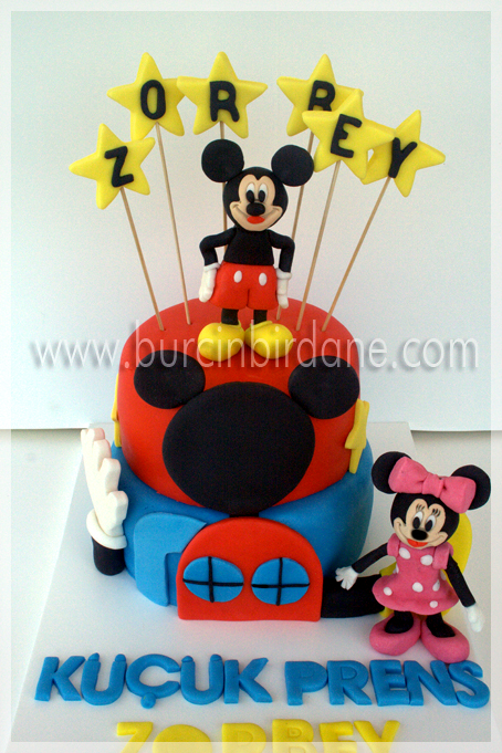Mickey Cake 3