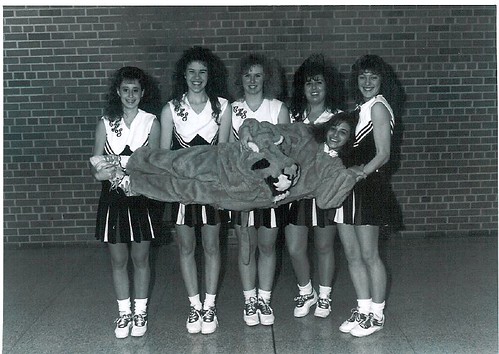 Varsity Basketball Cheerleaders 91