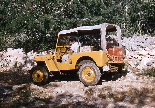 mexico ruins jeep 1970 chicanna