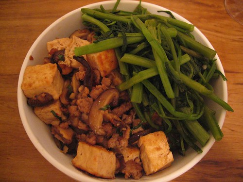 Braised Pork, Tofu and Mushrooms