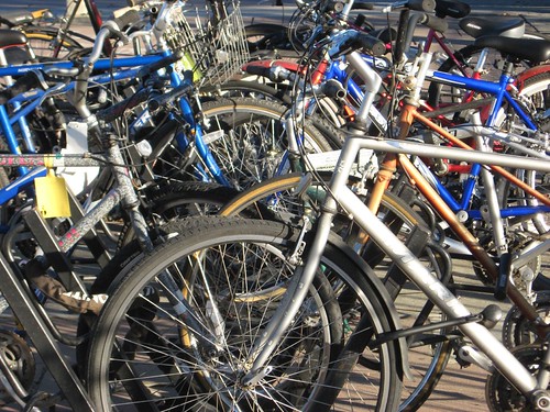 Palo Alto bike parking