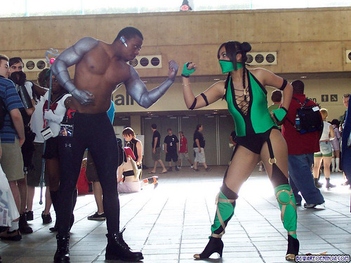 mortal kombat jade cosplay. Jax vs Jade (Mortal Kombat)