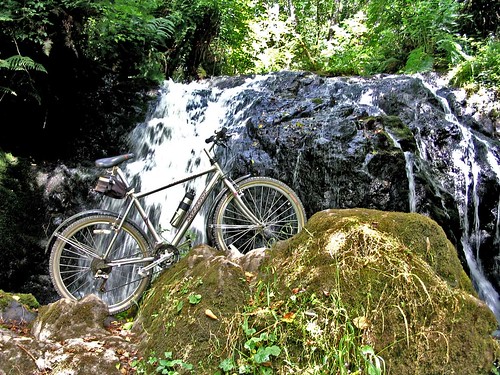 Mill Creek Falls w. bike