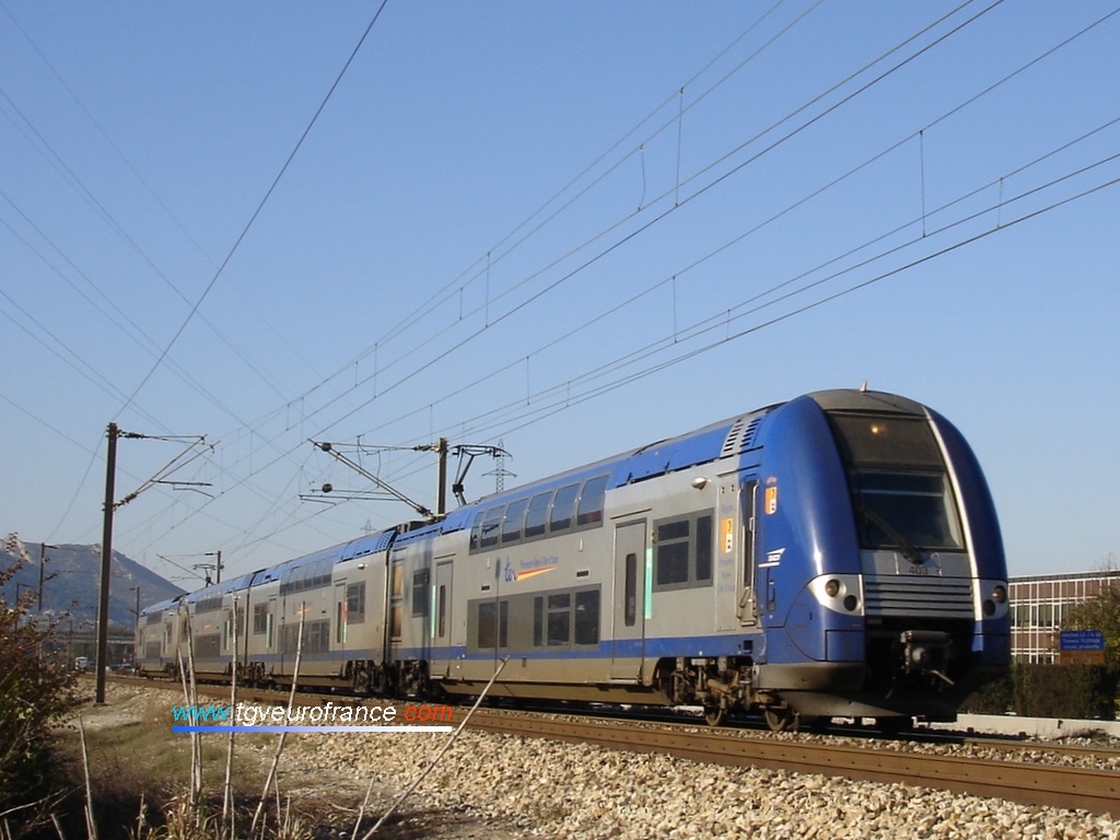 A Z26500 double-decker electric railcar on the Marseille - Toulon rail link