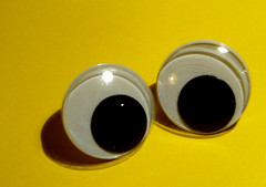 eye earrings