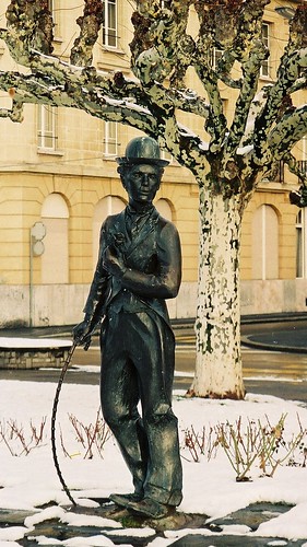 charlie chaplin oona o. Statue of Charlie Chaplin,