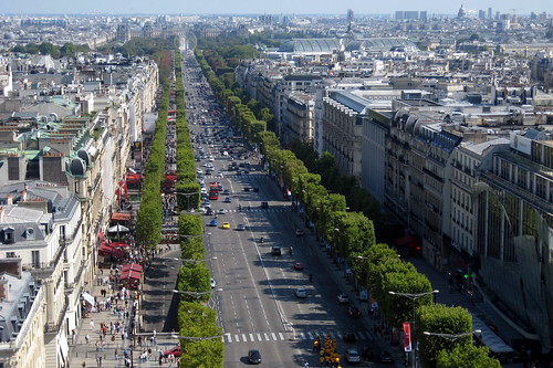 Les Champs Elysées, Paris