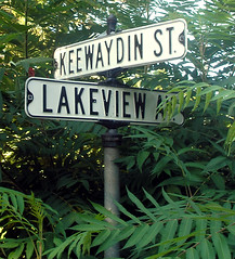 Keewaydin and Lakeview sign