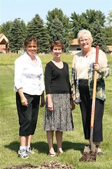 Peggy Sugheimer, Kathryn Roberts and Joyce Aakre