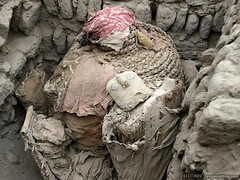 Four Wari mummies unearthed at the Huaca Pucllana
