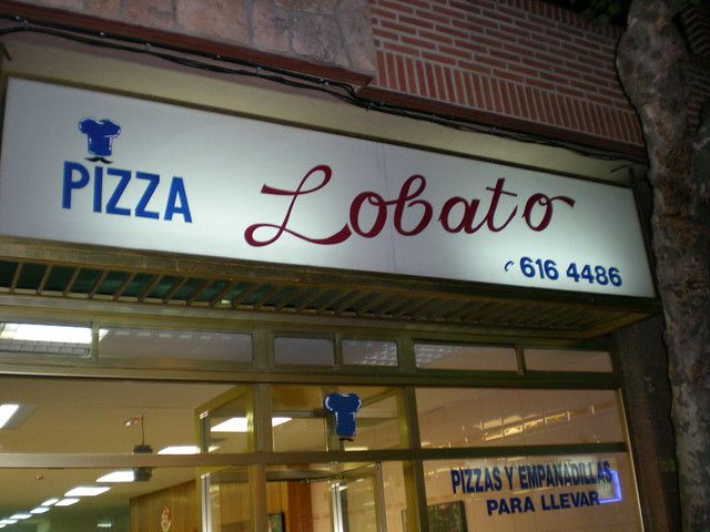 Pizzería Lobato outdoor