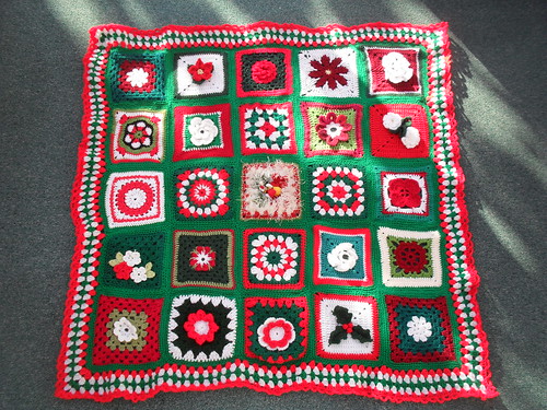 Ta - Dah! Introducing SIBOL No. 36 '900 Squares I'm counting for the big one!' 'Christmas Blooms' - named by LT81 Thank you!