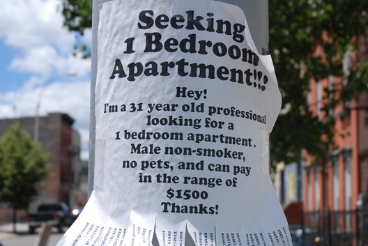 Apt Wanted Sign