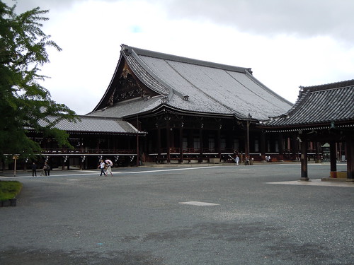 日本的寺廟真的佔地都驚人地廣