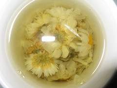 chrysanthemum tea