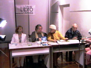 Ilda Ugheto de Giraudo ( de Blanco) junto a integrantes de 